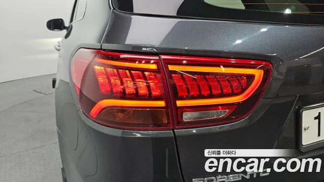 Kia Sorento 2017 thumb 4