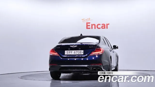 Genesis G70 2018 thumb 3