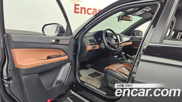 KGM Rexton 2019 thumb 2