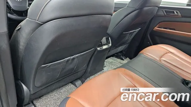 KGM Rexton 2019 thumb 7