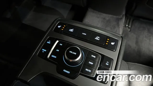 Hyundai Genesis 2016 thumb 11