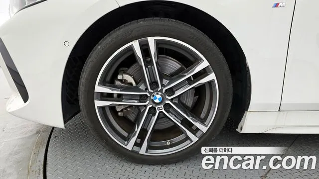 BMW 1 серии 2023 thumb 9