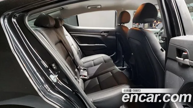 Hyundai Avante 2018 thumb 7
