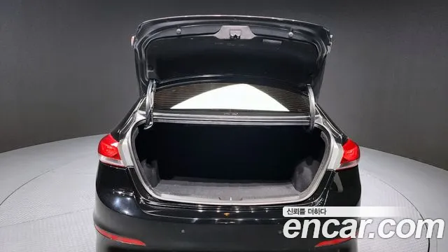 Hyundai Avante 2018 thumb 2
