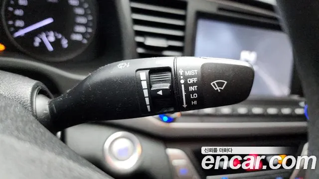 Hyundai Avante 2018 thumb 11