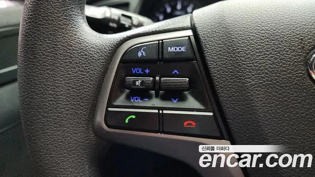 Hyundai Avante 2018 thumb 5