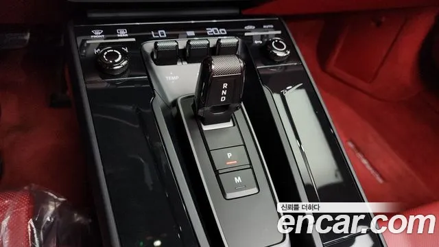 Porsche 911 2025 thumb 4