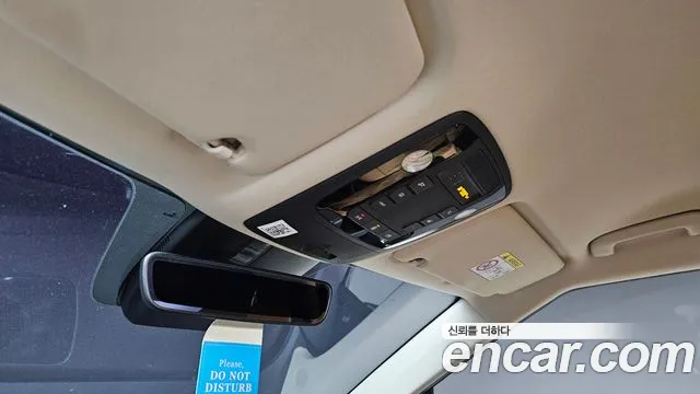 Kia Carnival 2021 thumb 12
