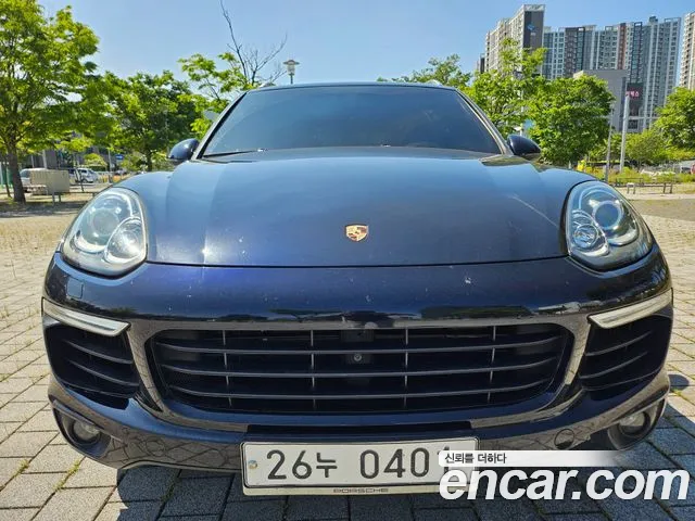 Porsche Cayenne 2016 thumb 7