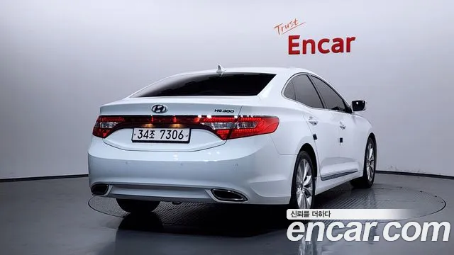 Hyundai Grandeur 2012 thumb 2