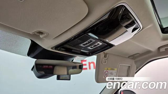 Land Rover Range Rover Sport 2019 thumb 3