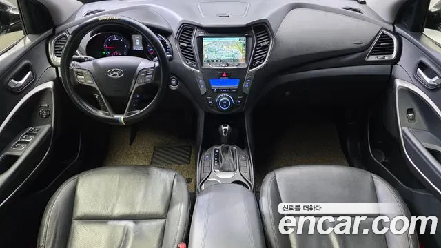 Hyundai Санта Фе 2013 thumb 8