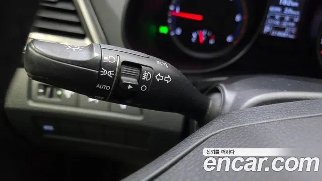 Hyundai Санта Фе 2013 thumb 3