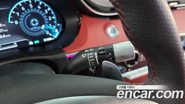 Genesis GV70 2022 thumb 2