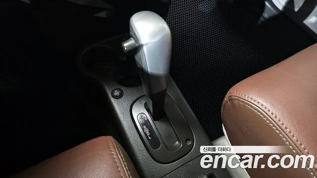 Nissan Cube 2014 thumb 5