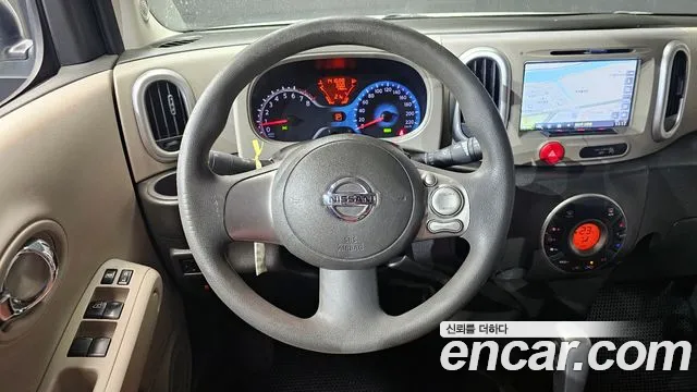 Nissan Cube 2014 thumb 8