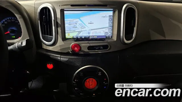 Nissan Cube 2014 thumb 2