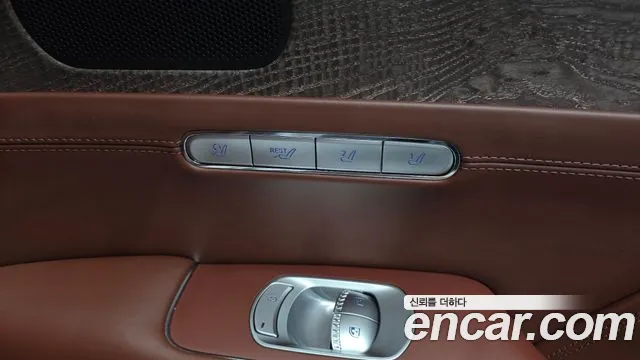 Genesis G90 2022 thumb 2