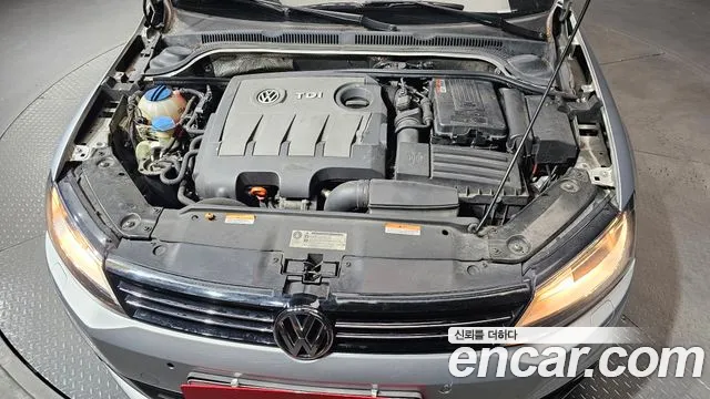 Volkswagen Jetta 2011 thumb 9