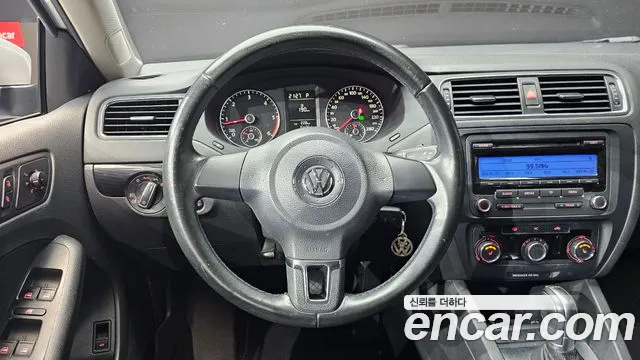Volkswagen Jetta 2011 thumb 6