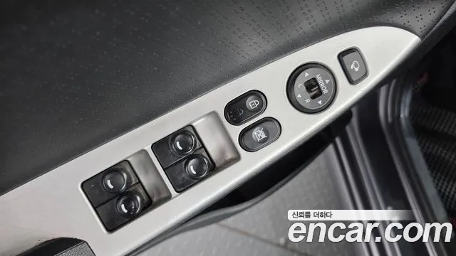 Hyundai Accent 2013 thumb 7