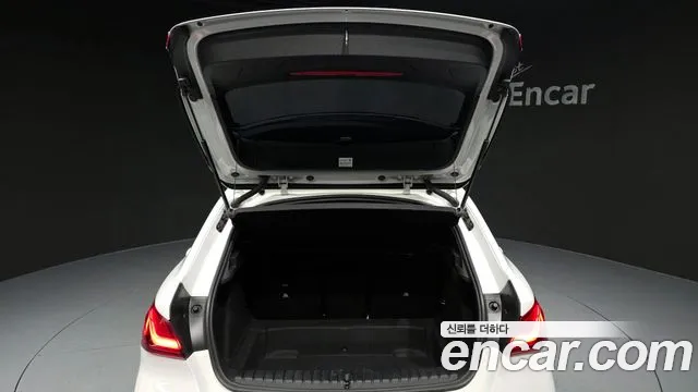 BMW 1 серии 2020 thumb 12
