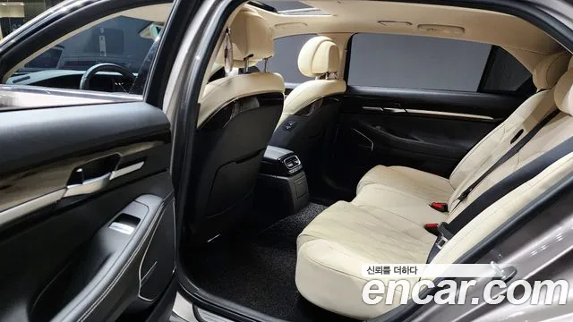 Genesis G90 2020 thumb 7