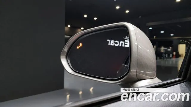 Genesis G90 2020 thumb 2