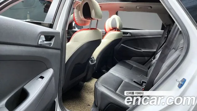 Hyundai Tucson 2015 thumb 11