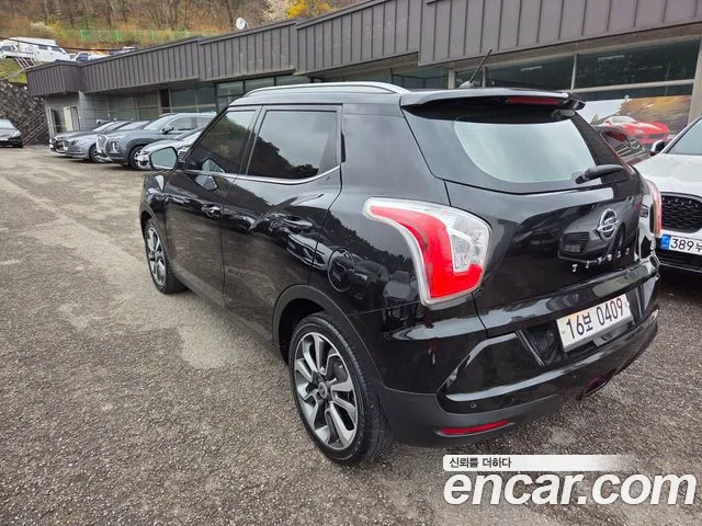 KGM Tivoli 2016 thumb 8