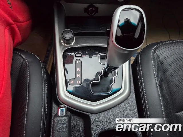KGM Tivoli 2016 thumb 11