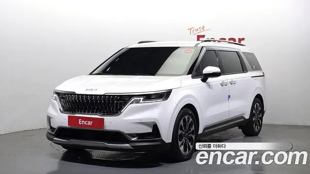 Kia Carnival 2023 thumb 8