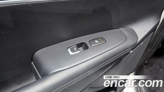 Kia Sorento 2015 thumb 10