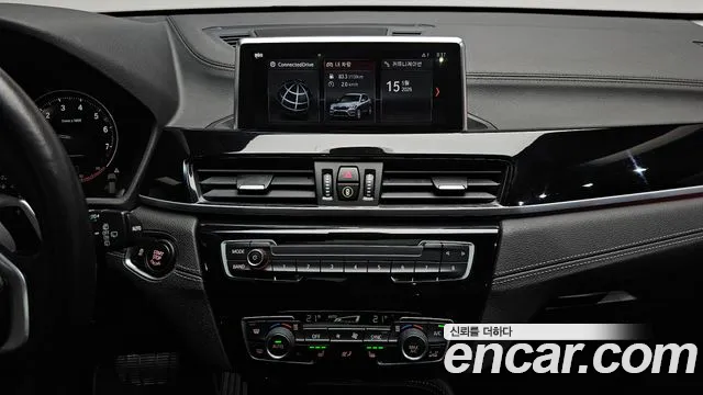 BMW X1 2022 thumb 11