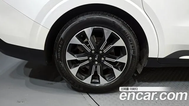 Kia Carnival 2020 thumb 9