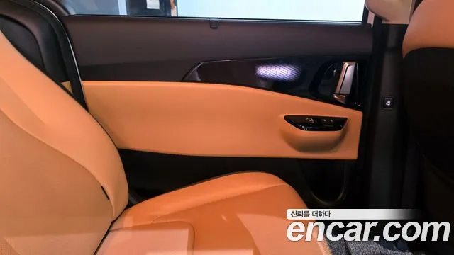 Kia Carnival 2020 thumb 5