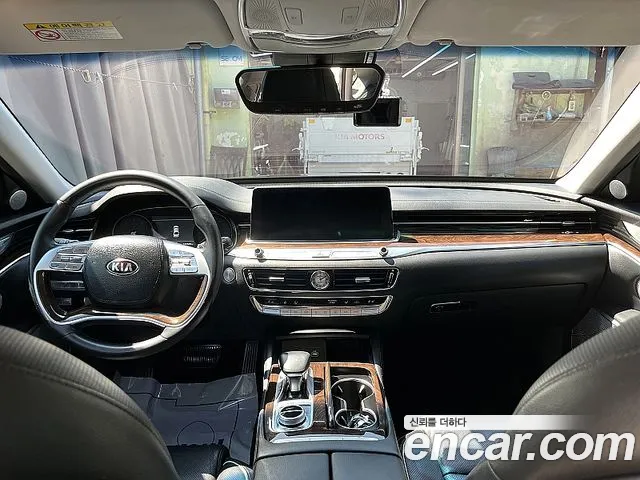 Kia K9 2018 thumb 6