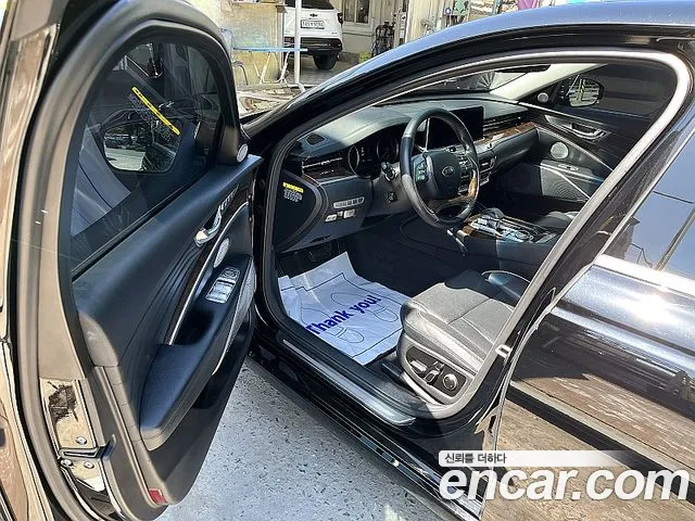 Kia K9 2018 thumb 10