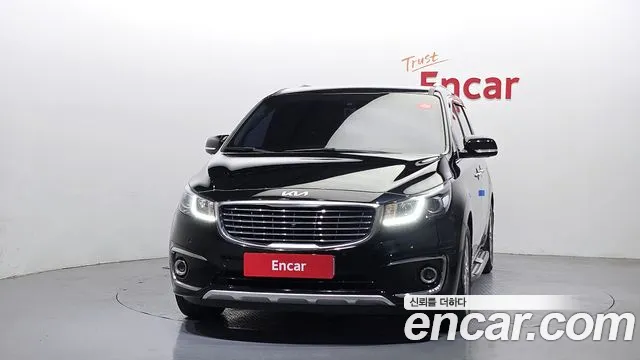 Kia Carnival 2017 thumb 5