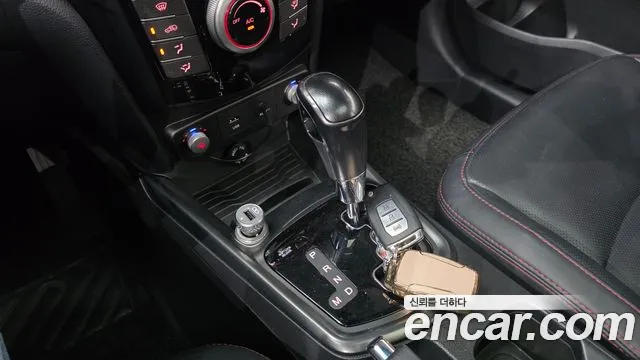 KGM Tivoli Air 2017 thumb 12