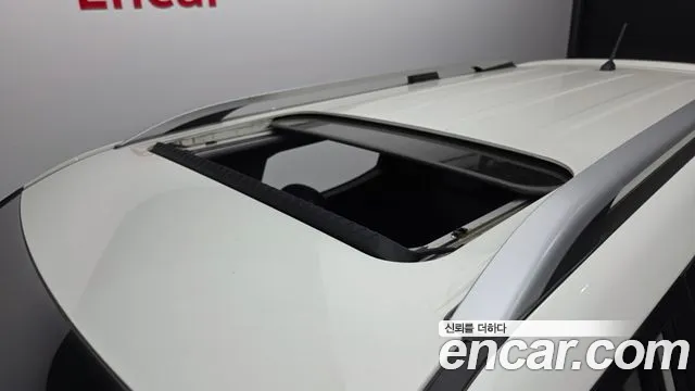 KGM Tivoli Air 2017 thumb 6