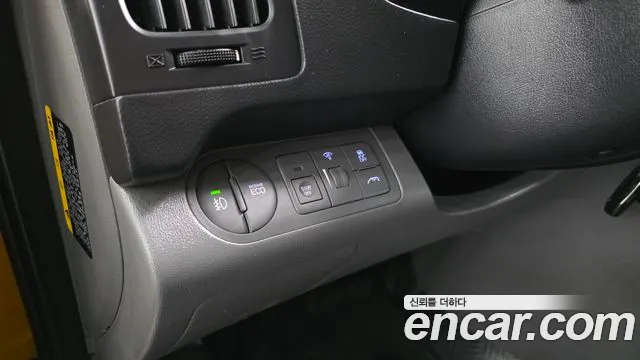 Hyundai Staria 2018 thumb 7