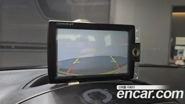 Hyundai Staria 2018 thumb 4