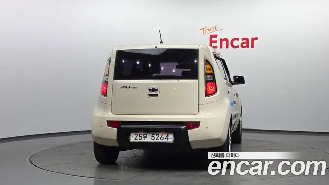 Kia Soul 2009 thumb 7