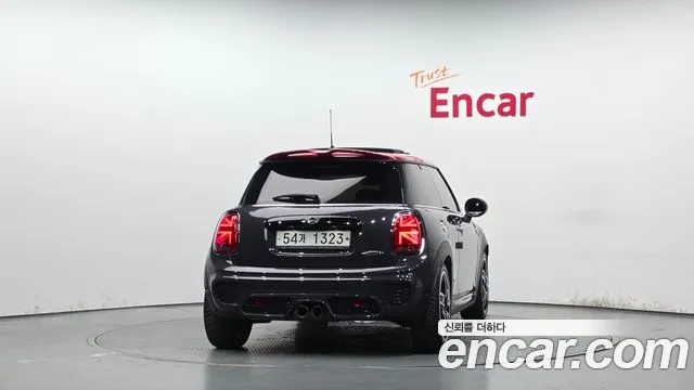 Mini Cooper S 2019 thumb 12