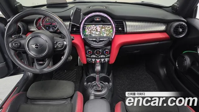 Mini Cooper S 2019 thumb 3