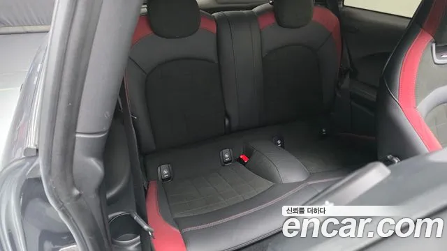 Mini Cooper S 2019 thumb 8