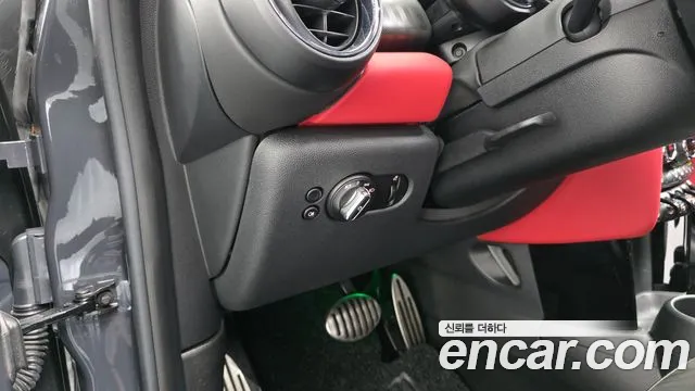 Mini Cooper S 2019 thumb 4