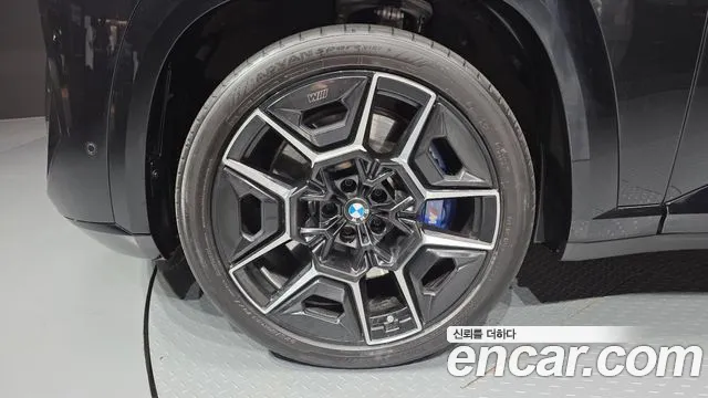 BMW XM 2024 thumb 6