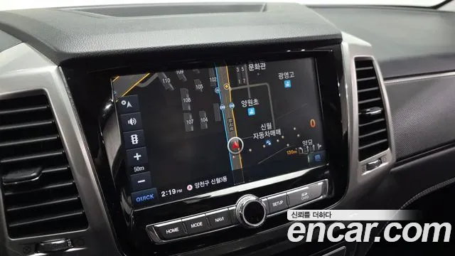 KGM Rexton 2018 thumb 4